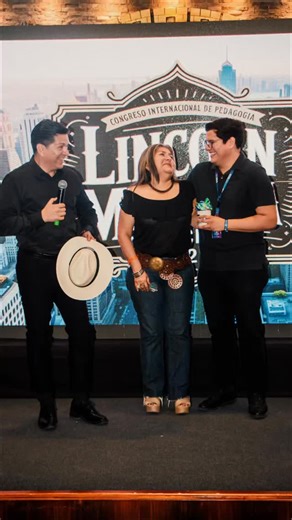 12 reactions | Cuando un docente utiliza Runachay, transforma su manera de enseñar. No se trata solo de usar una plataforma, sino de vivir una nueva experiencia educativa que conecta el conocimiento con la innovación.  Runachay impulsa a los maestros del presente a construir el futuro de la educación. | Runachay | Facebook