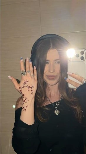 DIY Easy AND Cute CHERRY Blossom HENNA Tattoo