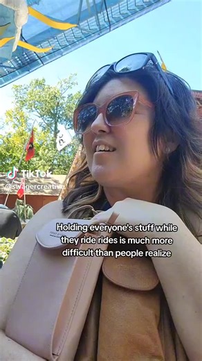 I am Guardian of the Stuff. (Im a big chicken and don't ride coasters). @briaswager #buschgardenswilliamsburg #buschgardens #rollercoasters #themeparks #howloscream