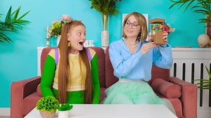 Cardboard Crafts, DIY Art Hacks & Brilliant Tips by 123 GO! | 123 GO