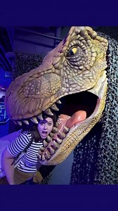 Új videó! LÁTOGATÁS A VIRTUÁLIS VALÓSÁGBAN DÍNÓK, EGYIPTOMI FÁRAÓK ÉS SZELLEMEK KÖZÖTT | VR VIDÁMPARK 🤪 A videóért kattints ide: https://www.youtube.com/watch?v=v7i1nkN6Ml4 | Erdélyi Mónika