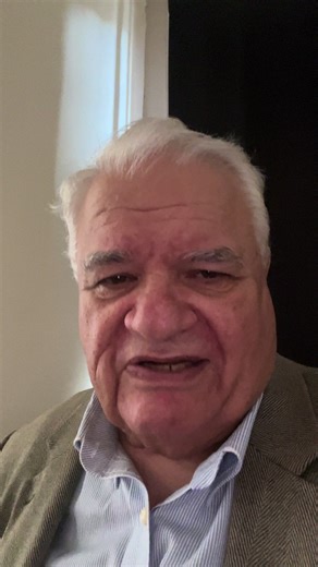 The Dual Approach: Quantitative vs. Qualitative Analysis in Research