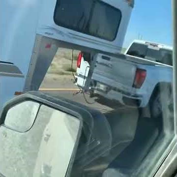 🚚KNOW YOUR LOAD - TOWING A FIFTH-WHEEL TRAILER AND HOW TO HOOK IT UP