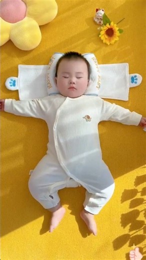 “The Sweetest Little Dreamer 😴💛✨ | Pure Baby Cuteness 🥹🧸”