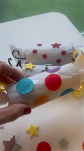 DIY Party Poppers 🎉These are SO easy to make using toilet paper tubes and are perfect for New Year’s Eve or Christmas celebrations!Kids love them, they’re budget-friendly, and they make the cutest party surprise.👉 Full instructions will be in the comments!#DIYPartyPoppers #NewYearsEveFun #ChristmasCrafts #KidFriendlyCrafts #PartyIdeas #EasyDIY #FamilyFun #BudgetFriendly #CraftsForKids | Kid Friendly Things To Do