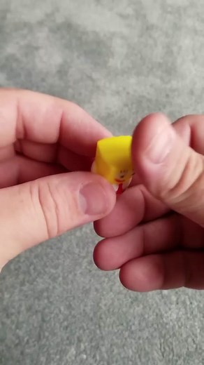 Painting a Golden Spongebob - Unboxing and Review