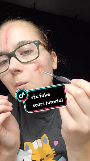 SFX Makeup Tutorial: Fake Scars with Ridged Collodion