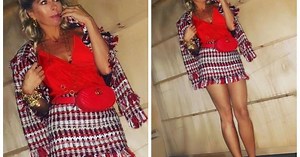 Look vermelho: Adriane Galisteu usa conjunto de R$ 6 mil