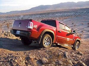 2006 Mitsubishi Raider DuroCross Review