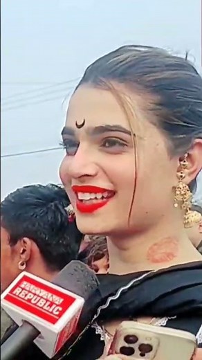 खूबसूरत किन्नर ने बताया शादी और संबंध के बारे में