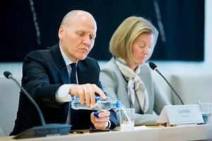 Telenor-toppene med felles pressekonferanse nå