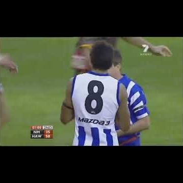 Campbell Brown's big bump on Daniel Wells (Rd 3, 2009)