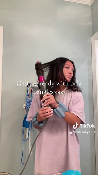 NEED Pilates arms @Shop Bala Bangles #pilates #grwm #workout #pilatestiktok #pilatessummer #balabangles #foryou #fyp #postgradlife #trending #summer #viral