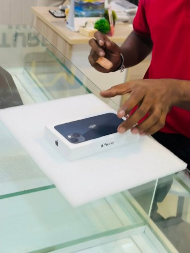 5.3K views · 40 reactions | Brand New iPhone 13 - Unboxing Lashan Ediriweera 輸 | Future Mobile | Facebook