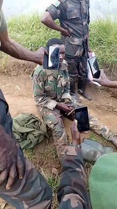 1.1M views · 8.4K reactions | #Rdf Capturé par Wazawaza/Fardc. Certains #Rdf se sont camouflés dans les bureaux de l'organisation #MSF (médecins sans frontière) à #Masisi-Centre. Ils ont cherché la reprendre heureusement ils ont été bien servis. 1 bataillon de #rdf neutralisé .Seuls 4 survivants . Un des survivants capturé ici. | Afroinfos243 Officiel | Facebook