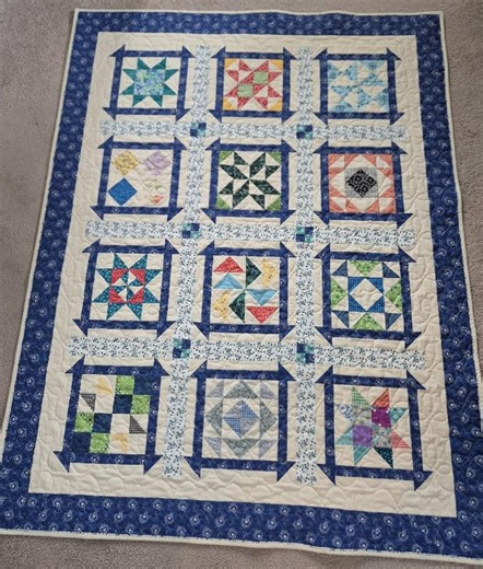 Handmade Quilt - Throw Size - Etsy