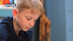 Watch Bruder 02528 Jeep Rubicon Fire Rescue Vehicle only on Amazon Live