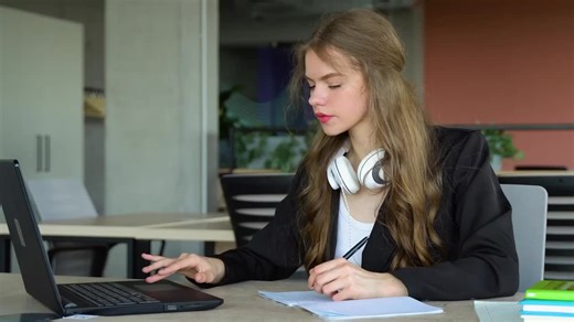 Achieve PMP success swiftly and effectively with Cheetah Learning. - Leverage Michelle LaBrosse's 20 year proven accelerated learning techniques. - Master the exam in just a few days through intensive yet manageable proven system. - Benefit from methodologies that ensure high pass rates and lasting retention. - Show case your commitment to excellence with the Certified Accelerated Learner Credential. Cheetah Learning turns project management aspirations into reality without delay. Navigate your 