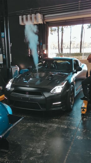 💨 Psst Psst 💨 There's a reason it's called happy gas—it puts a smile on everyone's dial! 😆 Ryan's back on the hub dyno, tweaking the GTR's tune and putting down an impressive 1228HP! #35gtr #gtr #r35gtr #cba35 #dba35 #gtr #godzilla #vr38 #vr40 #vr42 #powertuneaustralia | Powertune Australia