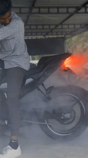 KTM Duke 250 New Tyre Upgrade 🔥 | Bridgestone Track Tyre 🏍️ #Shorts #short #ktm #duke250 #ktmduke