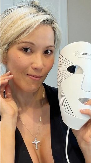 MY SKIN HAS NEVER LOOKED BETTER!! 😱✨ CurrentBody Series 2 LED Mask at 48