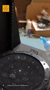 Water drops levitating through a process called acoustic levitation. Video Credit: @david_proyectos ------------------------------- Get your company on Wevolver. Wevolver reaches millions of professional engineers every month who leverage the platform to stay up-to-date and connect with the industry. Learn how your company can publish as via the “For Companies” link in our @wevolverapp bio. #levitation #acousticlevitation #engineering #science #technology | Wevolver.com