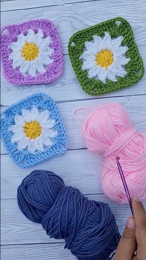 Perfect to crochet on summer! Daisy Granny Square 🌼