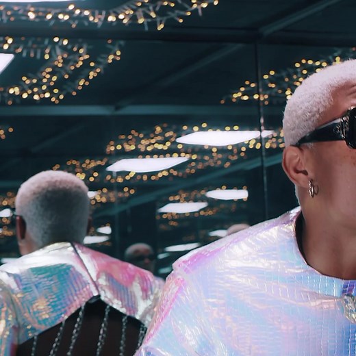 947K views · 41K reactions | #TouchItRemix VIDEO OUT WORLDWIDE !  https://youtu.be/BppzVnoLygQ | KiDi | Facebook