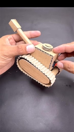 Building a tank from cardboard #diyprojects #cardboardcraft #tank #shorts #diy #freeenergyrealorfake