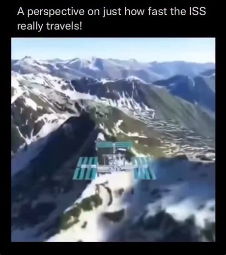 SpaceHub | Orbiting Earth at 28,000 km/h (17,500 mph) 🚀 The ISS circles the planet every 90 minutes, giving astronauts 16 sunrises and sunsets a... | Instagram