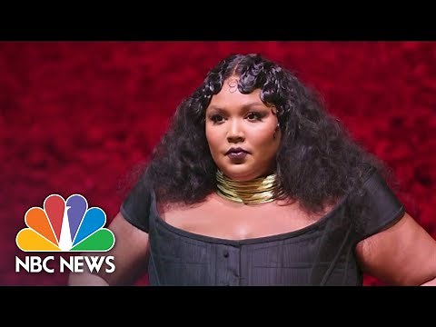 Lizzo Apologizes, Changes Song Lyric After Criticism Over Ableism