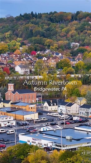 Autumn Rivertown 🍁🏞🏘 📍 Bridgewater, PA . . #beavercountypa #autumncolors #lovefall | Climbing Skies