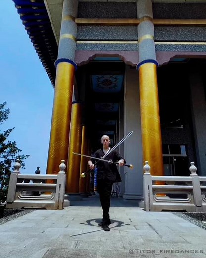 Golden Road - Sword Flow Art and Martial Arts Visual Performance