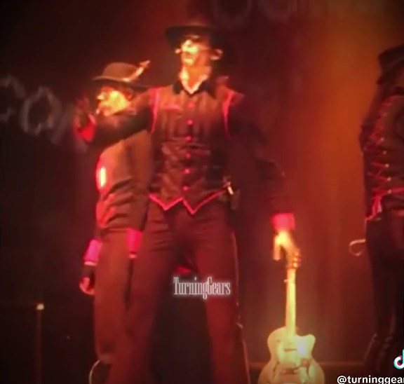 OH MY! #steam #silly #fyp #fypシ #fypシ゚viral #music #bands #steampoweredgiraffe #steampunk #editor #edit #thespine #steampoweredgiraffespine #steampoweredgiraffeedit