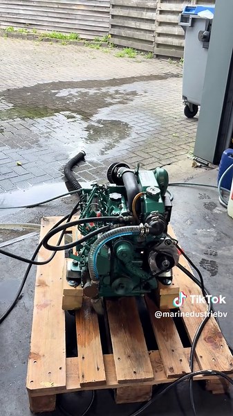 Volvo Penta MD2030 Marine Propulsion Engine Overview