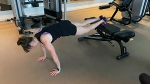 Love this advanced bench core burner. Check out the full workout at the link below. AND if you need to MODIFY this move, swap your hands to the bench and your feet to the floor. Try the full workout: --> https://www.instagram.com/p/CRHD1RErC6X/ | Redefining Strength