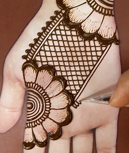 434K views · 8K reactions | Henna designs simple and easy - latest beautiful mehndi design 2021 step by step | Mehndi Planet | Facebook