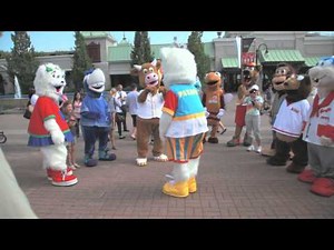 Parade des mascottes à la Ronde