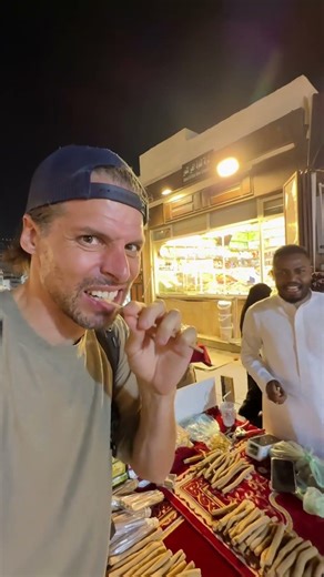 Ever seen a toothbrush like this? Wooden sticks, but here in Jeddah, Saudi Arabia it is normal