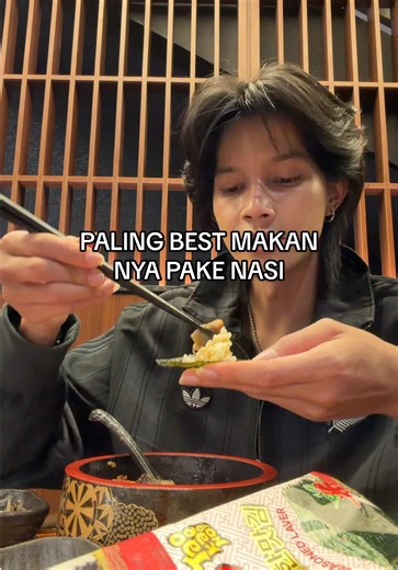 Baru sempet makan lagi, untung langsung diselamatkan combo ter-the best ini! TaoKaeNoi Big Sheet & Seasoned Laver sekarang lebih murah, tapi tenang aja, porsi sama rasanya tetep sama persis, gak ada yang berubah, kalian langsung cobain aja sekarang ke Alfa terdekat sebelum kehabisan! #videolebihpanjang