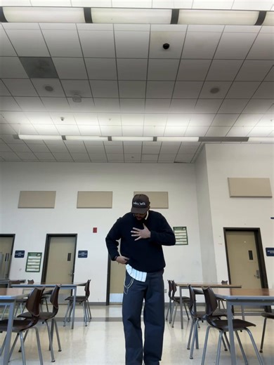 “A man who chases many rabbits never catches one.” Been learning this lesson the hard way. Between teaching, creating content, building partnerships, and everything in between it’s easy to spread yourself thin chasing everything. But real growth? That comes from choosing your rabbit and running it down. Focus over everything. 🎯 #foryoupage #teachersoftiktok