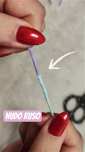 NO ES MAGIA! 😅 Es un NUDO RUSO y va a cambiar tus uniones! 👉🏼 Lo conocías? #crochet #tejedoras