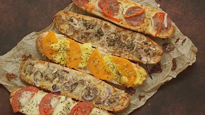 Easy Cheesy Baked Zucchini Recipe: Quick and Healthy Meal Idea