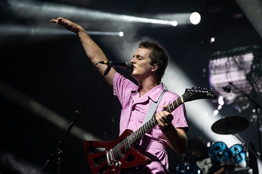 King Gizzard & Lizard Wizard Kicks Off Rave Tour with Live Debuts