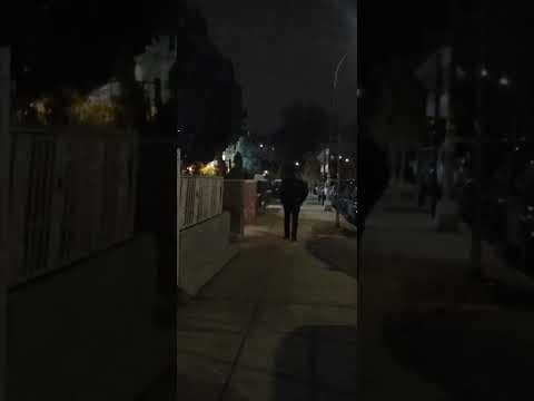 See the synchronized movement of the neighborhood perp to illicit an emotional response.