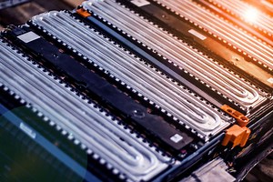 Repairing or Replacing an EV Battery - EVfriendly