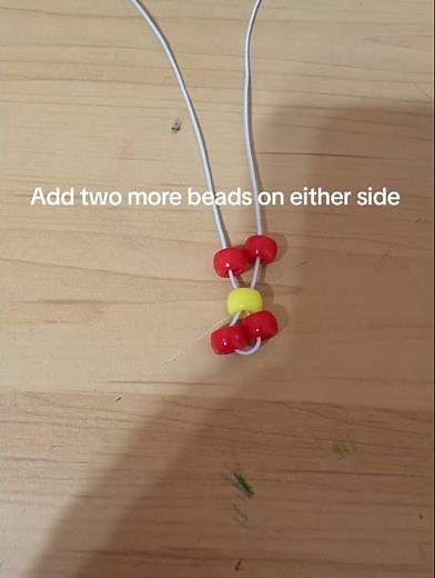 Mini flower Kandi charm tut!! #Kandi #kandikid #kanditutorial #tutorial #kandicharm