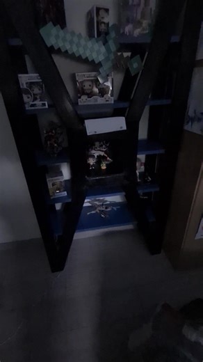 DIY Étagère en Bois de Récupération avec Ruban LED - Décoration Intérieure