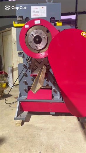 High-Quality Multifunctional Shearing and Punching Machine from Haoda Machinery! All-in-one solution for punching, shearing & bending, ideal for ironworking projects with high precision and efficiency. #IronworkingMachine #MultifunctionalShearingMachine #MetalProcessingEquipment #HaodaMachinery
