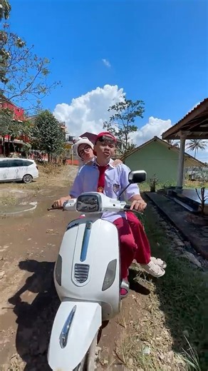 Punya Motor🏍️ vs Punya Mobil🏎️